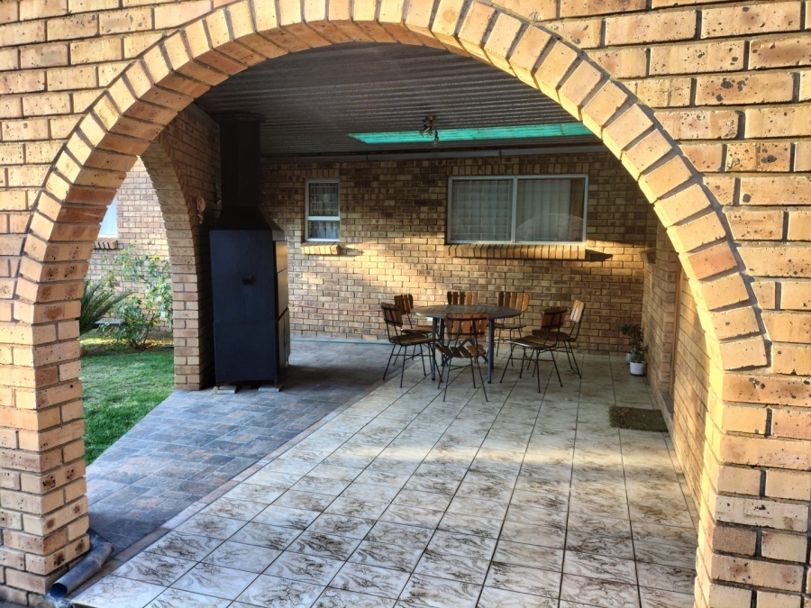  Bedroom Property for Sale in Groenvlei Sh Free State